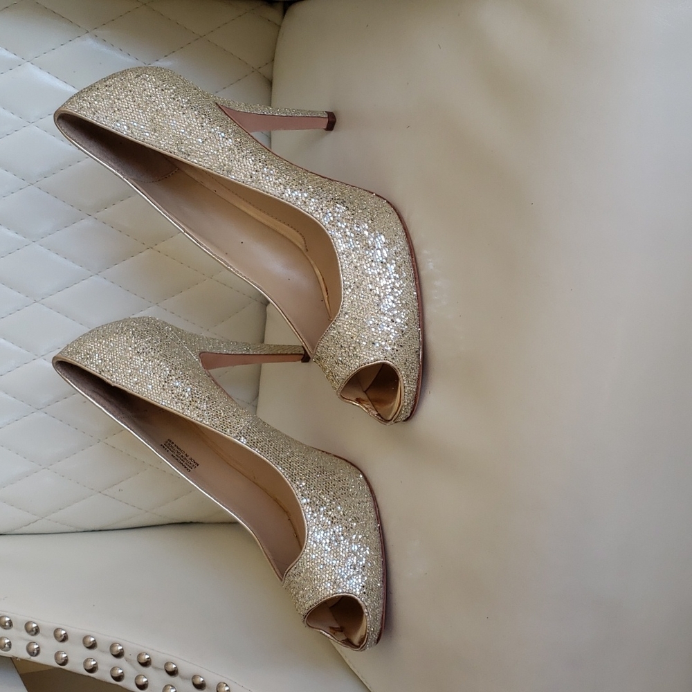 Brand new evening formal style shoes